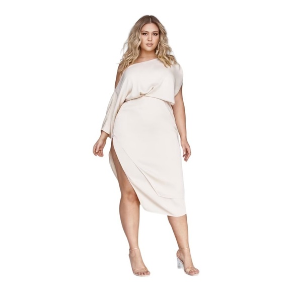 Fashion to Figure Plus Size Nia Off-The-Shoulder Dress Garnerstyle x FTF Size 4 - Picture 1 of 6